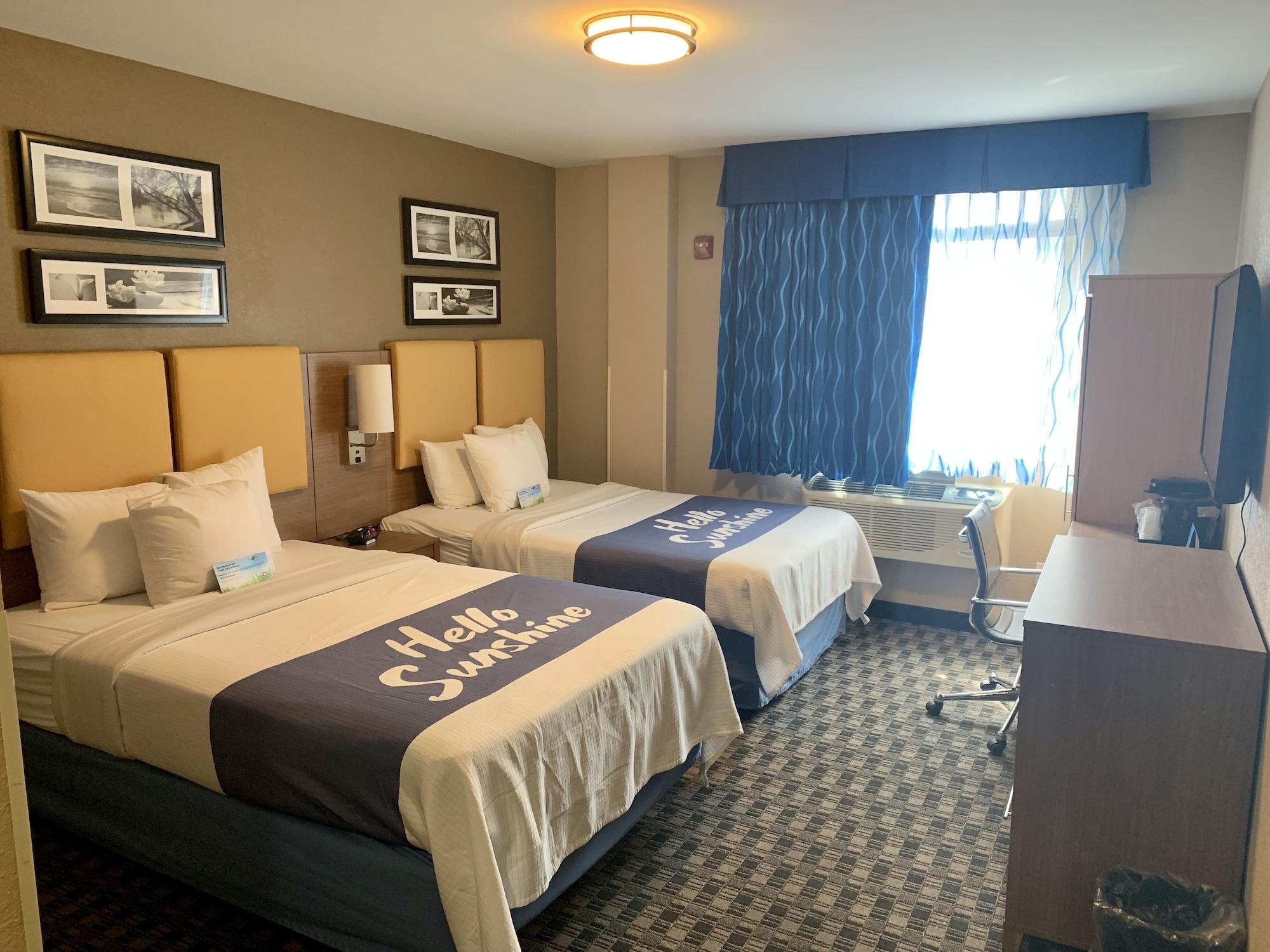 Days Inn By Wyndham Brooklyn Borough Park New York Exterior photo