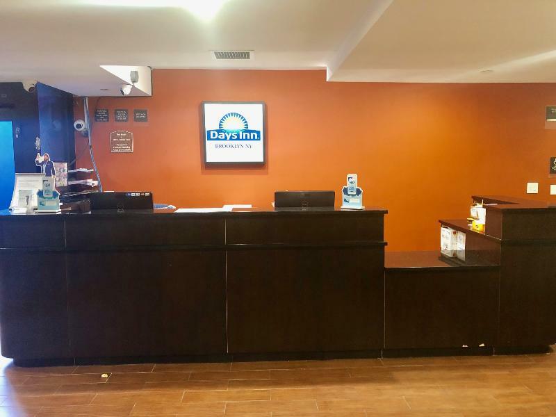Days Inn By Wyndham Brooklyn Borough Park New York Exterior photo
